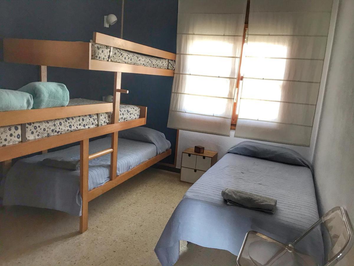 Apartamento con terraza en la playa de La Fosca Palamós Exterior foto
